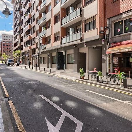 San Mames Football & Parking Билбао Екстериор снимка